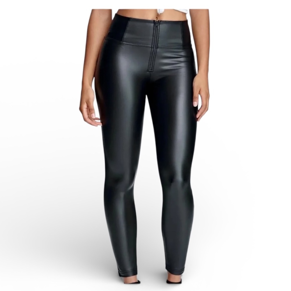 WRUP Faux Leather - High Waisted - Ankle Length - Black